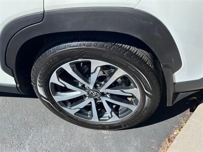 2024 Toyota Corolla Cross XLE   - Photo 13 - Salt Lake City, UT 84115