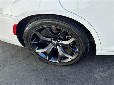2022 Chrysler 300 S V6   - Photo 12 - Salt Lake City, UT 84115