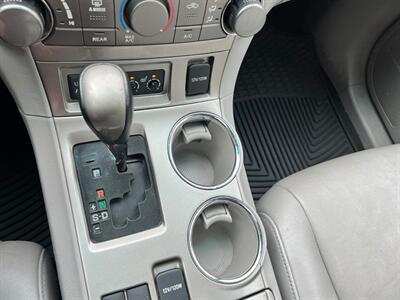 2011 Toyota Highlander   - Photo 36 - Salt Lake City, UT 84115