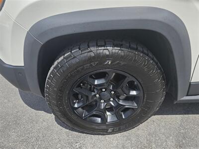 2019 Jeep Cherokee Trailhawk Elite   - Photo 13 - Salt Lake City, UT 84115