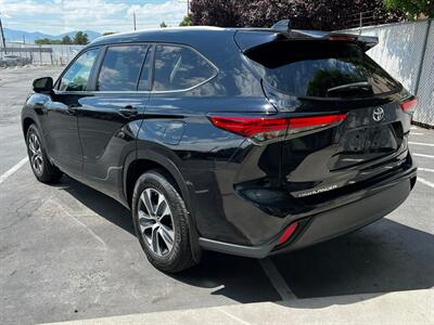 2023 Toyota Highlander XLE - Photo 5 - Salt Lake City, UT 84115