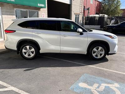 2022 Toyota Highlander LE - Photo 8 - Salt Lake City, UT 84115