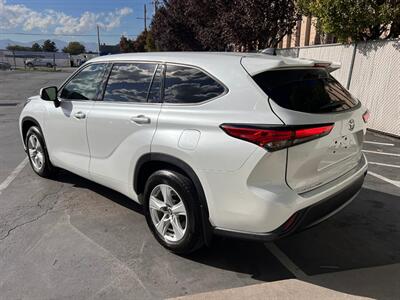 2022 Toyota Highlander LE - Photo 5 - Salt Lake City, UT 84115