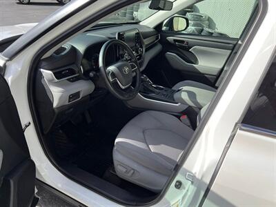 2022 Toyota Highlander LE - Photo 13 - Salt Lake City, UT 84115