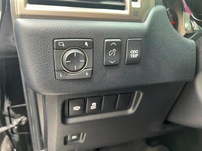 2018 Lexus GX 460   - Photo 31 - Salt Lake City, UT 84115