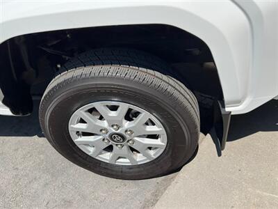 2024 Toyota Tacoma SR5   - Photo 12 - Salt Lake City, UT 84115