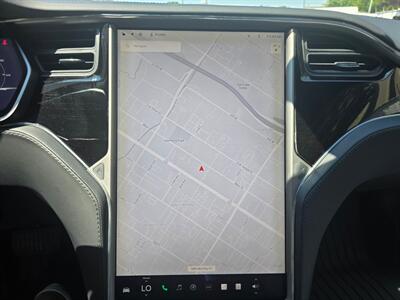2018 Tesla Model S 75D   - Photo 19 - Salt Lake City, UT 84115