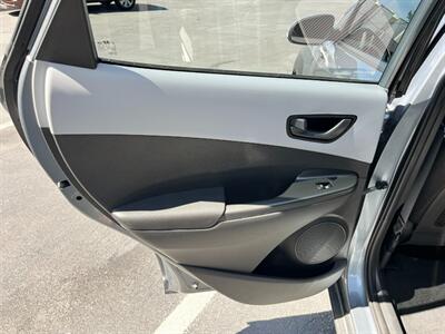 2021 Hyundai KONA SEL   - Photo 20 - Salt Lake City, UT 84115