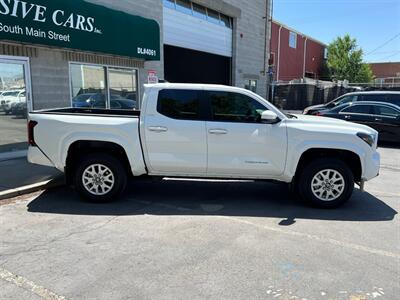 2024 Toyota Tacoma SR5   - Photo 10 - Salt Lake City, UT 84115