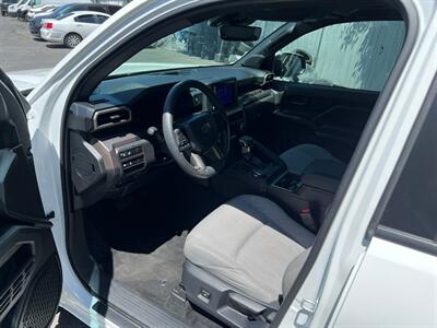 2024 Toyota Tacoma SR5   - Photo 16 - Salt Lake City, UT 84115