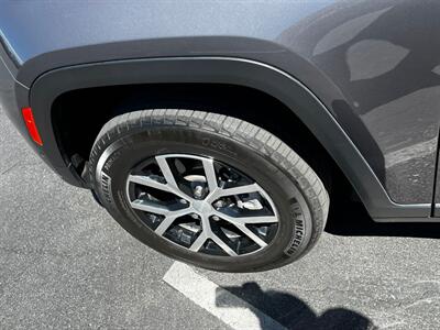 2023 Jeep Grand Cherokee L Limited   - Photo 13 - Salt Lake City, UT 84115