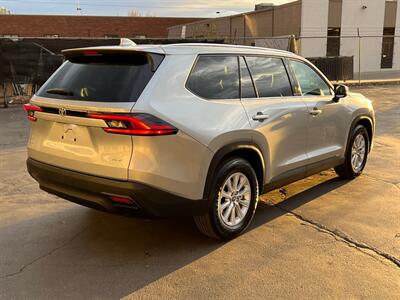 2025 Toyota Grand Highlander XLE - Photo 7 - Salt Lake City, UT 84115