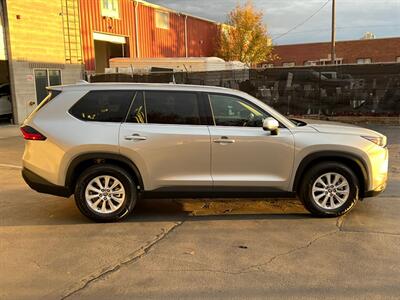 2025 Toyota Grand Highlander XLE - Photo 8 - Salt Lake City, UT 84115