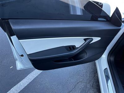 2019 Tesla Model 3 Standard Range Plus - Photo 19 - Salt Lake City, UT 84115