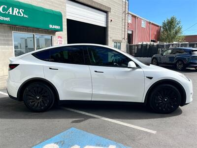2022 Tesla Model Y Long Range   - Photo 10 - Salt Lake City, UT 84115