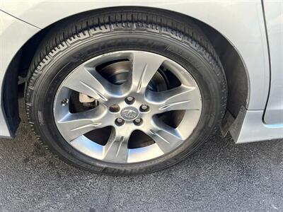 2013 Toyota Sienna SE 8-Passenger - Photo 11 - Salt Lake City, UT 84115