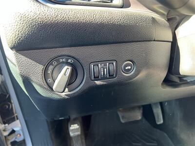 2015 Dodge Challenger SXT   - Photo 20 - Salt Lake City, UT 84115