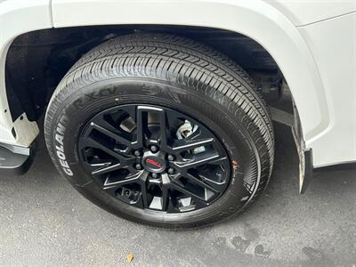 2025 Toyota Sequoia SR5   - Photo 14 - Salt Lake City, UT 84115