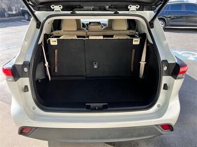 2021 Toyota Highlander XLE   - Photo 28 - Salt Lake City, UT 84115