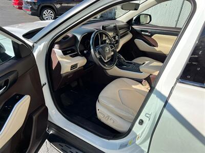 2021 Toyota Highlander XLE   - Photo 17 - Salt Lake City, UT 84115