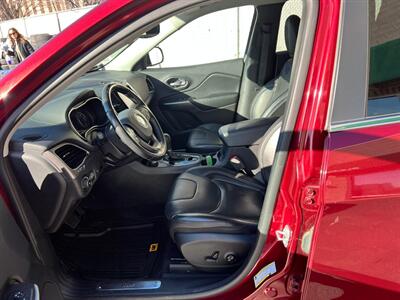 2019 Jeep Cherokee Overland   - Photo 15 - Salt Lake City, UT 84115