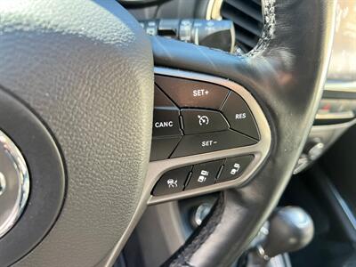 2019 Jeep Cherokee Overland   - Photo 28 - Salt Lake City, UT 84115