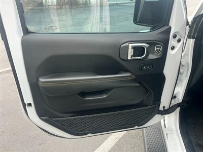 2024 Jeep Wrangler Sahara 4xe - Photo 15 - Salt Lake City, UT 84115