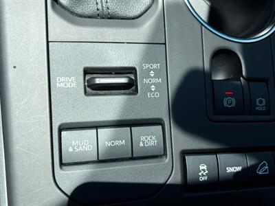 2022 Toyota Highlander XLE   - Photo 39 - Salt Lake City, UT 84115