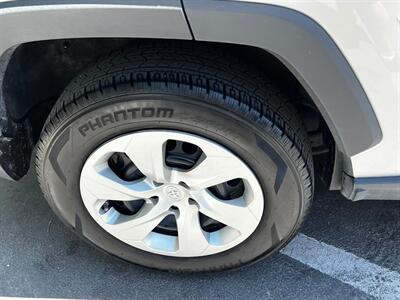 2022 Toyota RAV4 LE - Photo 10 - Salt Lake City, UT 84115