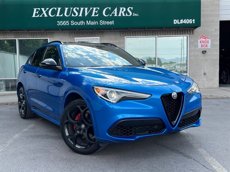 2022 Alfa Romeo Stelvio Veloce  
