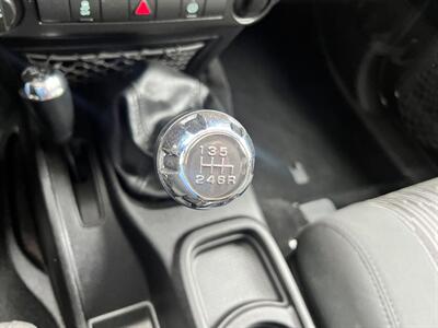 2012 Jeep Wrangler Rubicon   - Photo 27 - Salt Lake City, UT 84115