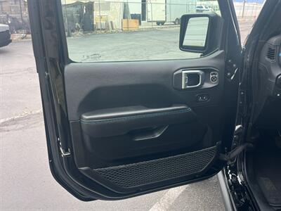 2024 Jeep Wrangler Rubicon X 4xe   - Photo 15 - Salt Lake City, UT 84115