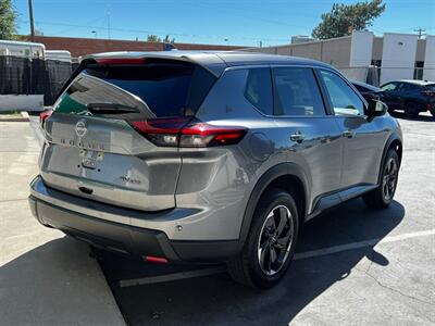 2024 Nissan Rogue SV - Photo 7 - Salt Lake City, UT 84115