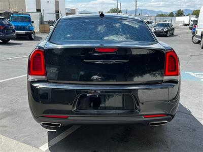 2022 Chrysler 300 Touring L - Photo 6 - Salt Lake City, UT 84115