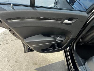 2022 Chrysler 300 Touring L - Photo 21 - Salt Lake City, UT 84115