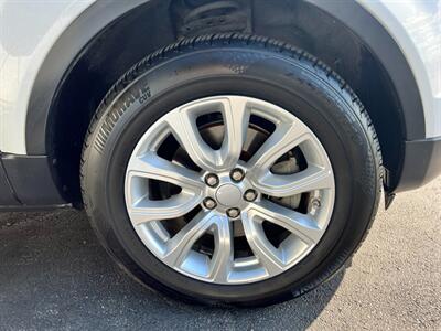 2018 Land Rover Range Rover Evoque SE   - Photo 10 - Salt Lake City, UT 84115