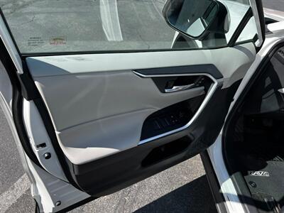 2024 Toyota RAV4 Hybrid XLE Premium - Photo 18 - Salt Lake City, UT 84115
