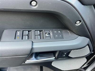 2024 Land Rover Defender 130 P400 X-Dynamic SE   - Photo 30 - Salt Lake City, UT 84115