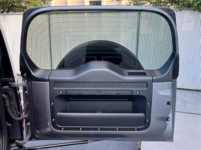 2024 Land Rover Defender 130 P400 X-Dynamic SE   - Photo 8 - Salt Lake City, UT 84115