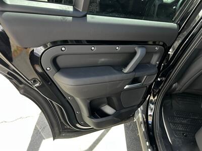 2025 Land Rover Defender 110 P300 S - Photo 22 - Salt Lake City, UT 84115