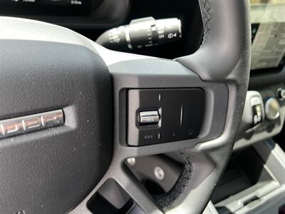 2025 Land Rover Defender 110 P300 S - Photo 32 - Salt Lake City, UT 84115