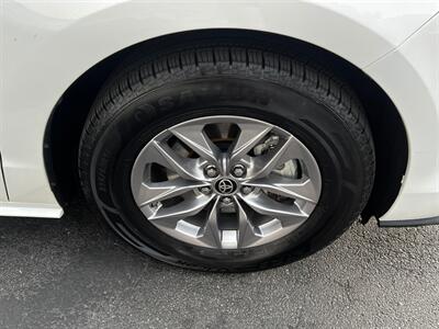2024 Toyota Sienna LE 8-Passenger - Photo 9 - Salt Lake City, UT 84115