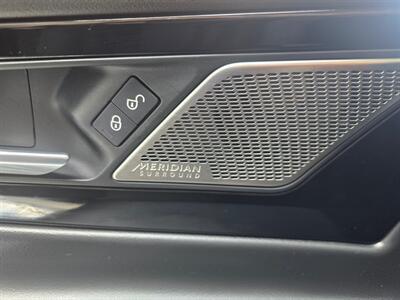 2020 Jaguar XE P300 R-Dynamic S   - Photo 15 - Salt Lake City, UT 84115
