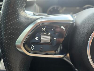 2020 Jaguar XE P300 R-Dynamic S   - Photo 18 - Salt Lake City, UT 84115
