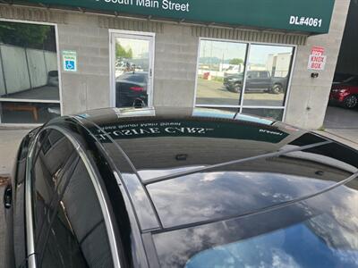 2020 Jaguar XE P300 R-Dynamic S   - Photo 9 - Salt Lake City, UT 84115
