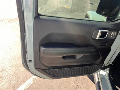 2024 Jeep Wrangler Rubicon X 4xe - Photo 18 - Salt Lake City, UT 84115