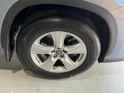 2022 Toyota Highlander LE   - Photo 8 - Salt Lake City, UT 84115