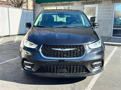2023 Chrysler Pacifica Touring L   - Photo 2 - Salt Lake City, UT 84115