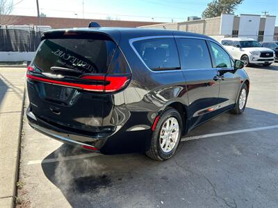 2023 Chrysler Pacifica Touring L   - Photo 7 - Salt Lake City, UT 84115