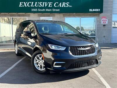 2023 Chrysler Pacifica Touring L   - Photo 1 - Salt Lake City, UT 84115